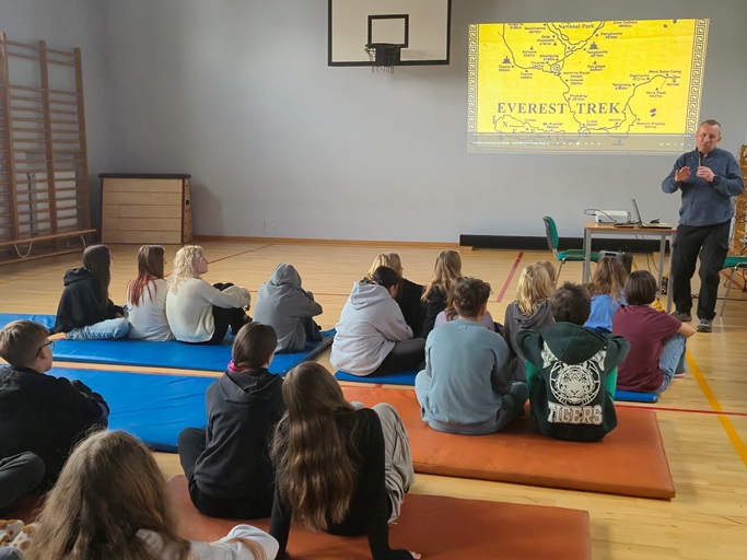 "Śniadania u Tytusa" - niezwykła podróż przez trzy kontynenty z Markiem Roemer