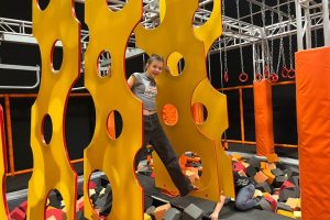 Wycieczka klas 5A i 5D do parku trampolin!