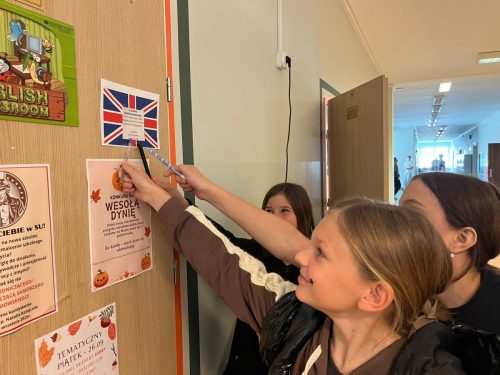 Dzień Języków Obcych Świętowaliśmy go w ruchu – dosłownie! ‍♂️ 